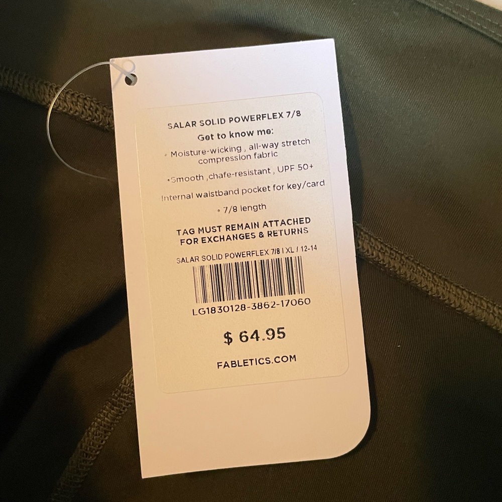 Fabletics bundle - Picture 3 of 6
